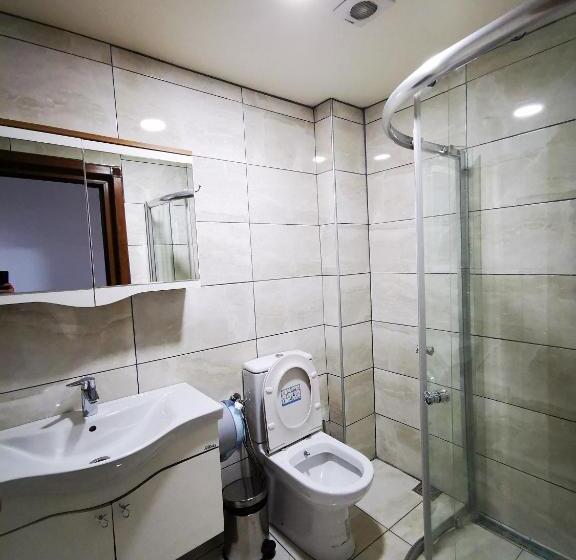 스탠다드 발코니 스튜디오, Kuloglu Otel Ve Restaurant