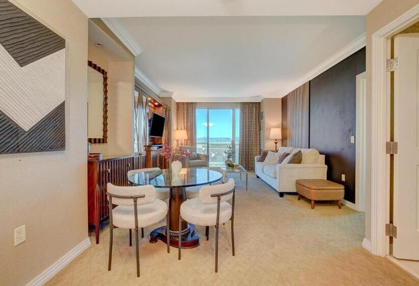 バルコニー付スイート, Luxurious 1 Bd/2bth Premium Suite Mgm Signature W/balcony