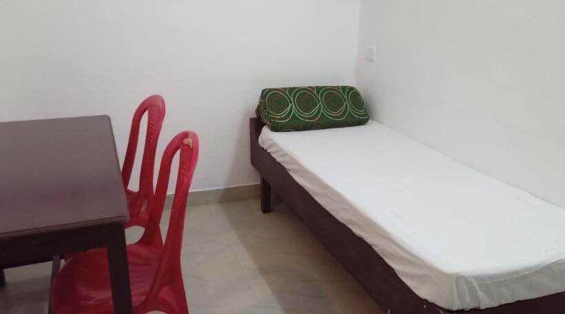 带阳台的豪华间, Amma Inn Highway