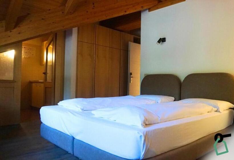 Студио Стандарт с Балконом, Hotiday Apartment Collection   Campiglio Grostè