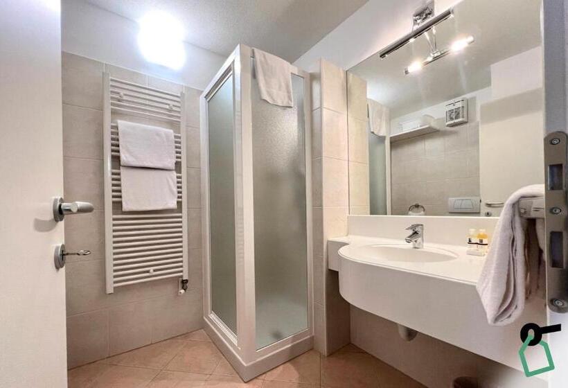 Апартаменты 1 Спальня с Балконом, Hotiday Apartment Collection   Campiglio Grostè