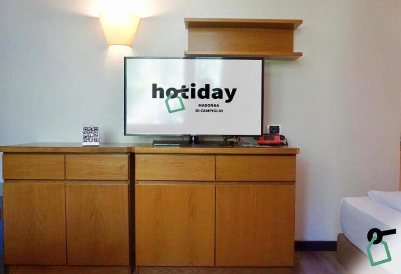 Студио Стандарт с Балконом, Hotiday Apartment Collection   Campiglio Grostè