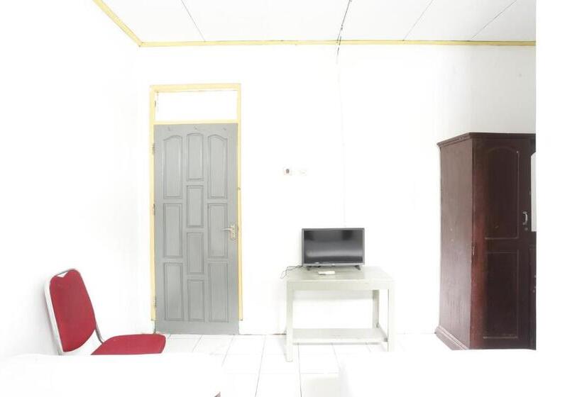 스탠다드 룸, Oyo 93127 Penginapan Budhe Sri