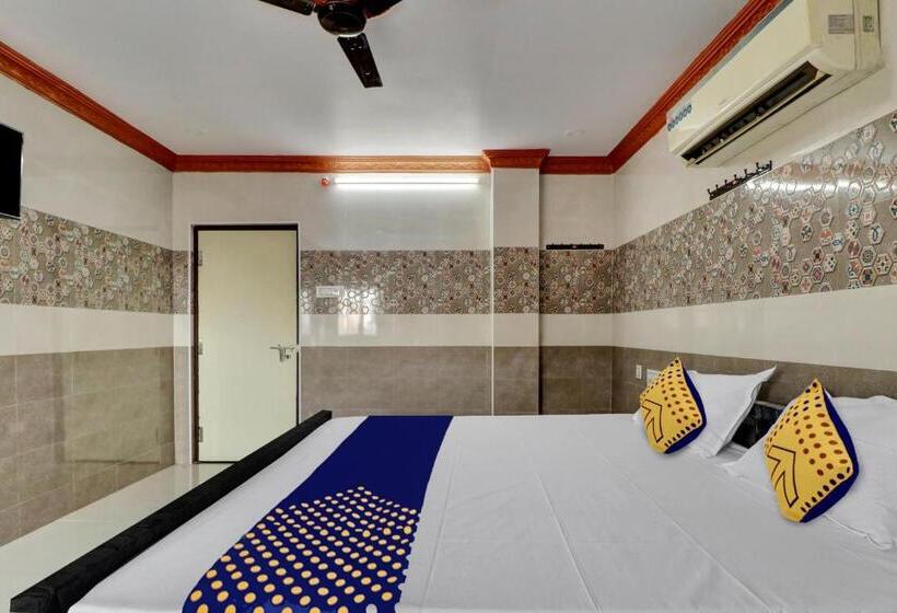 Трехместный Номер Классика, Spot On Hotel Maha Lakshmi