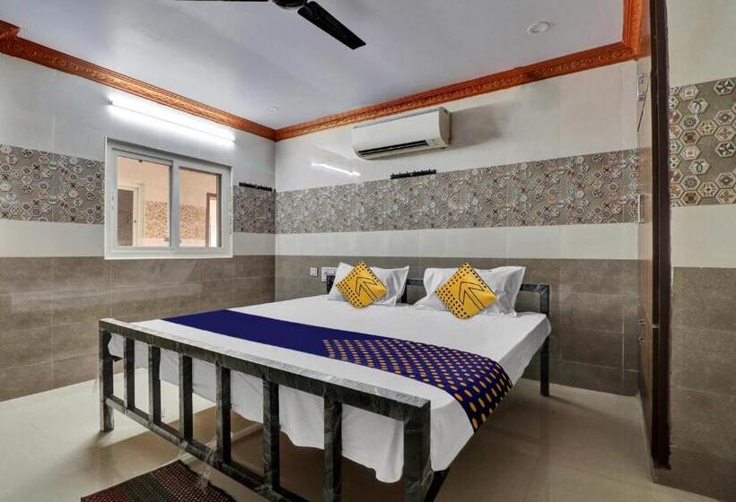 Трехместный Номер Классика, Spot On Hotel Maha Lakshmi