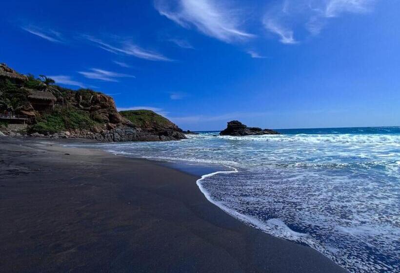 اتاق استاندارد, Cabañas Y Camping Punta Sur Mazunte