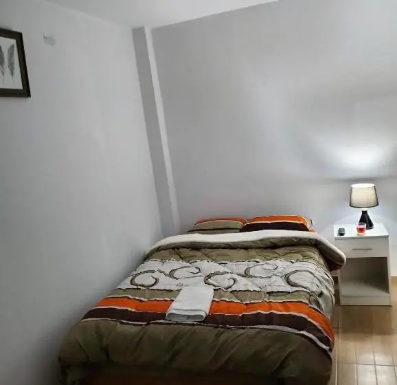 Standard-huone, Alemar S House