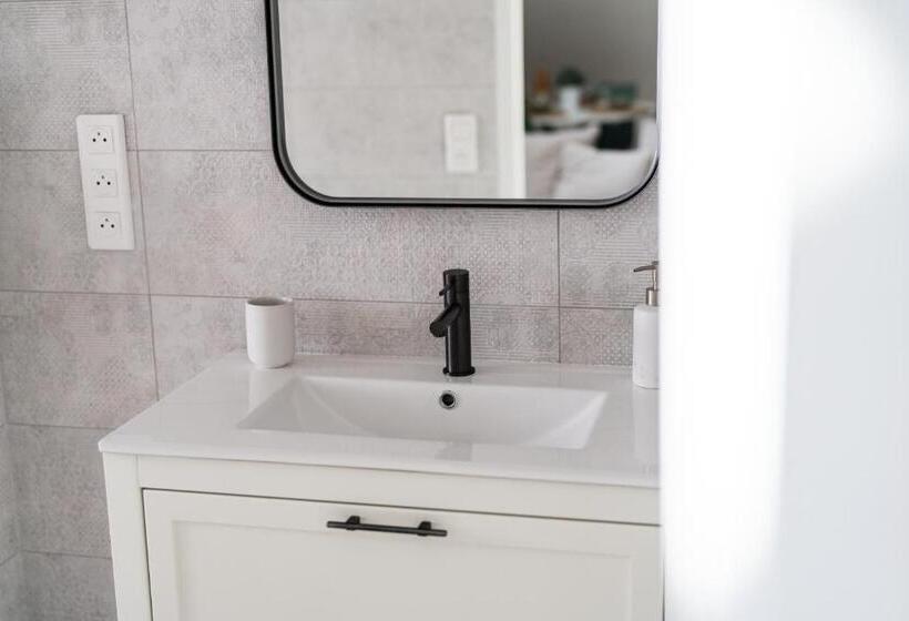 Апартаменты 1 Спальня, Le Domaine De La Rhonelle