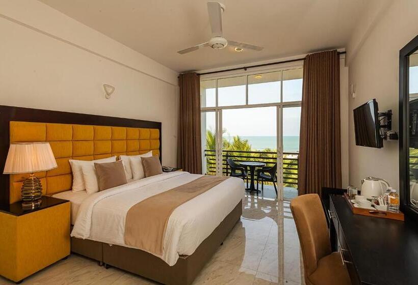 Номер Deluxe Вид на Море с Балконом, Beverly Beach Negombo