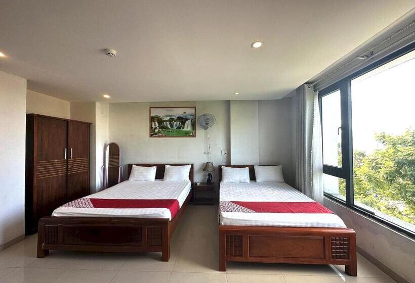 اتاق لوکس خانوادگی, Oyo 1201 Huy Hoang