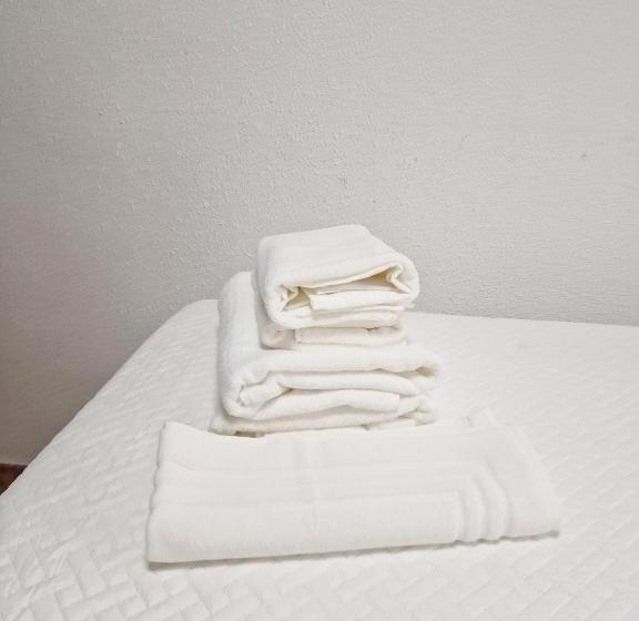 اتاق استاندارد با سرویس بهداشتی مشترک, Apartamento San Agustín   Alojamientos El Duque