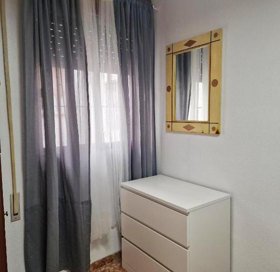 اتاق استاندارد یک تخته با سرویس بهداشتی مشترک, Apartamento San Agustín   Alojamientos El Duque