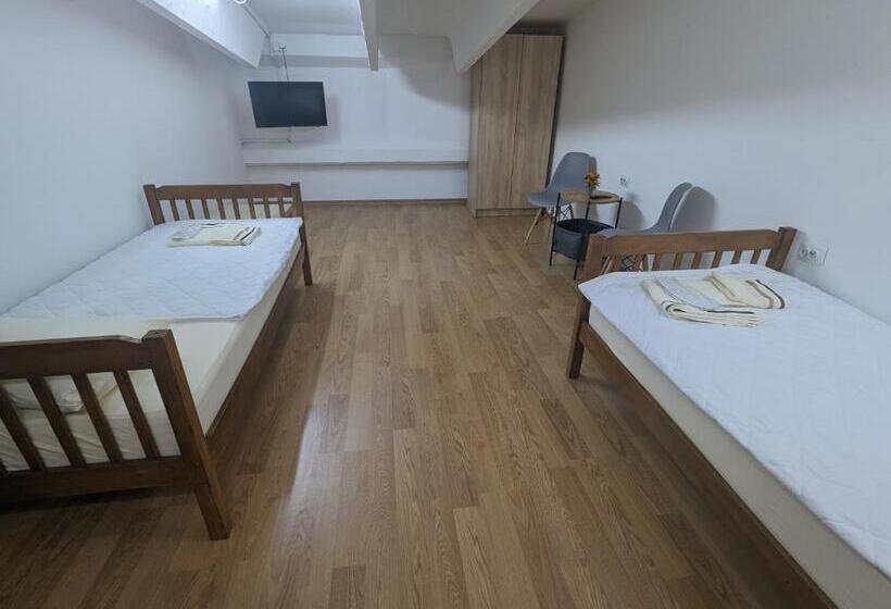 اتاق استاندارد, Apartments Victory