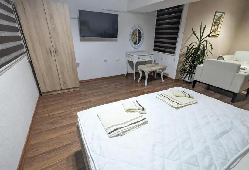 Deluxe Room Mountain View, Apartments Victory