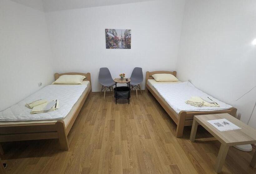 اتاق استاندارد, Apartments Victory