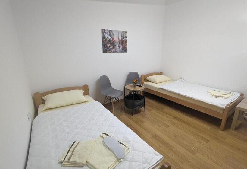 اتاق استاندارد, Apartments Victory