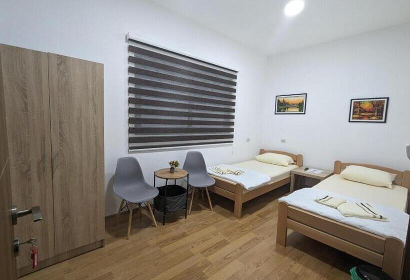 اتاق استاندارد, Apartments Victory