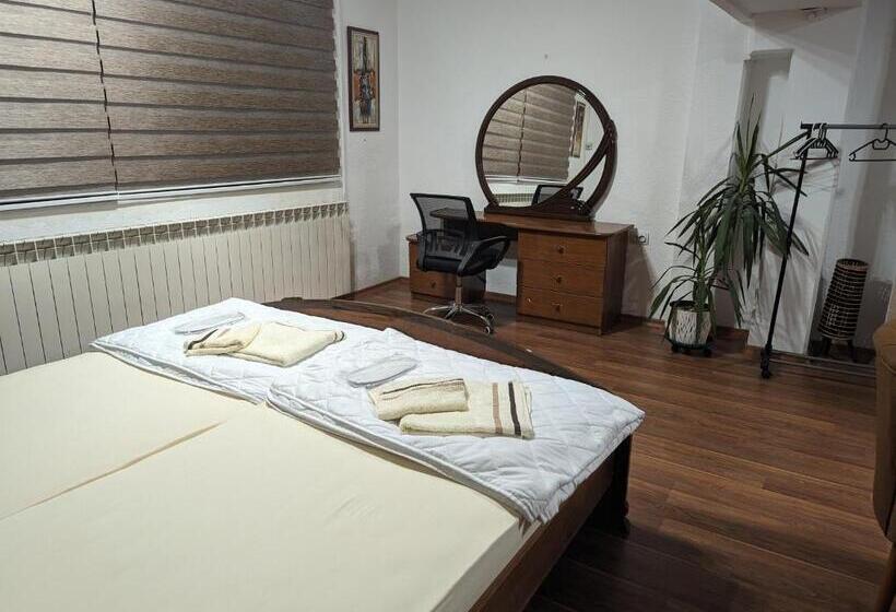 Deluxe Room Mountain View, Apartments Victory