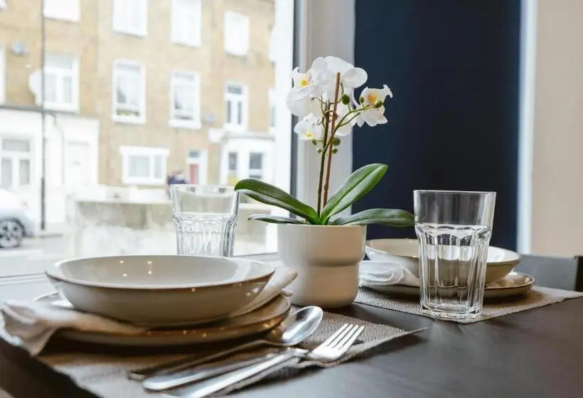 Deluxe-studio, The Finsbury Park Star Apartments
