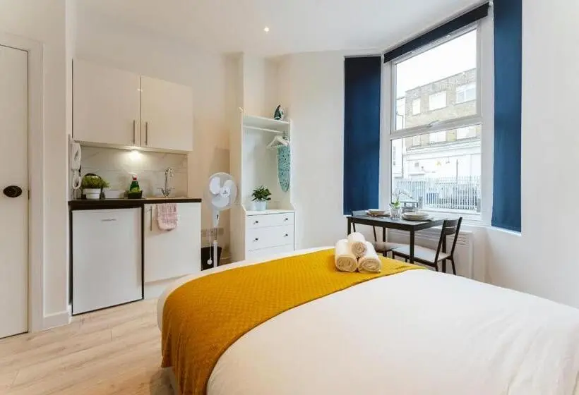 Deluxe-studio, The Finsbury Park Star Apartments