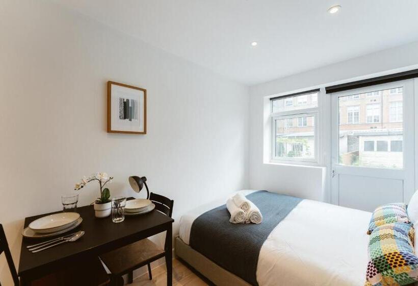 إستوديو ديلوكس, The Finsbury Park Star Apartments