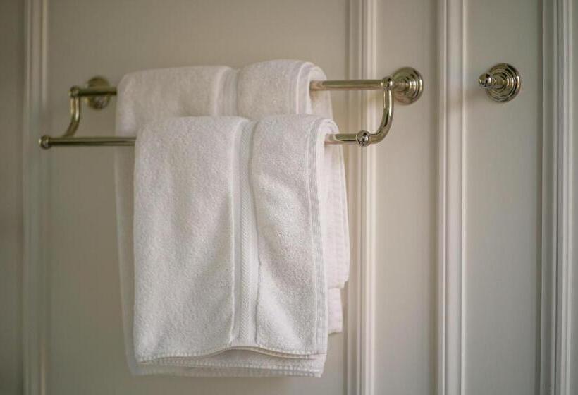 标准房带园景, Château De Thouaré