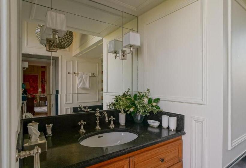 标准房带园景, Château De Thouaré