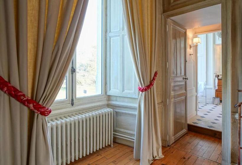 Номер Стандарт Вид на Сад, Château De Thouaré