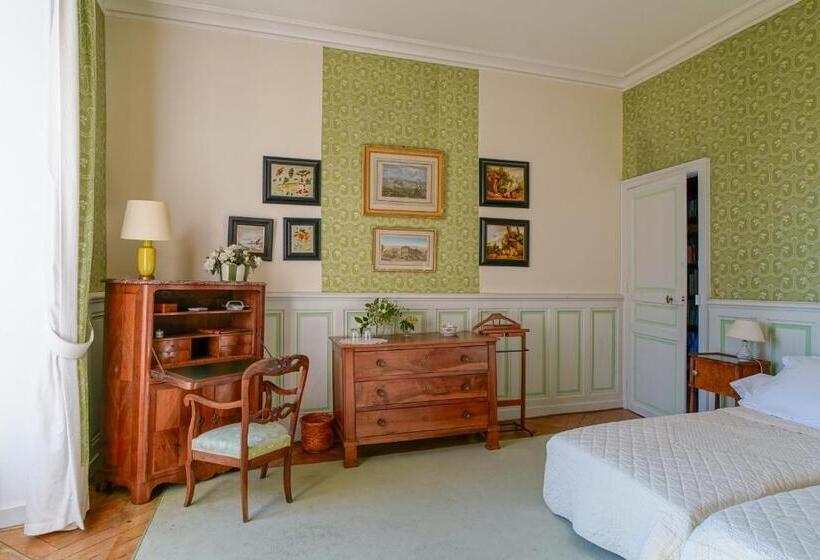 标准间, Château De Thouaré