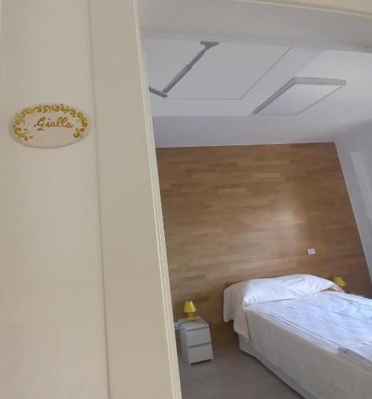 اتاق استاندارد سه نفره, L Attico Di Matilde