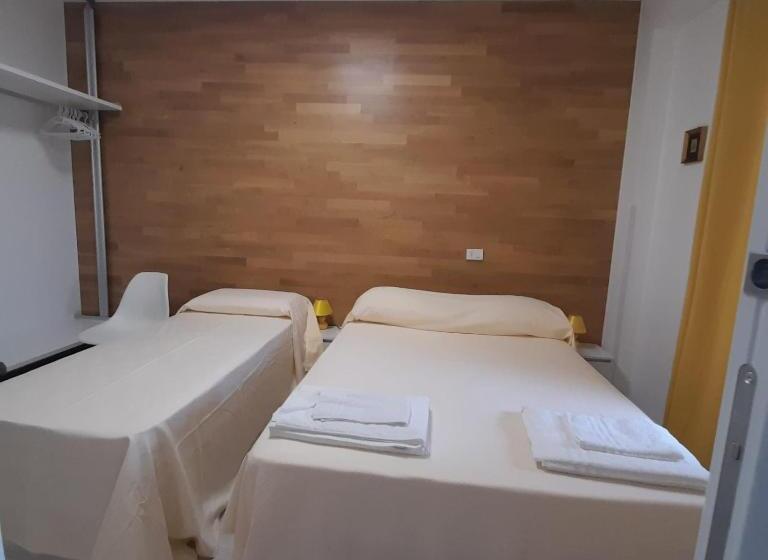 スタンダードトリプルルーム, L Attico Di Matilde