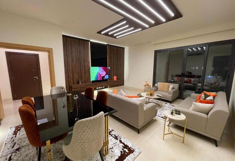 اتاق استاندارد, Aqua Plu Hilton