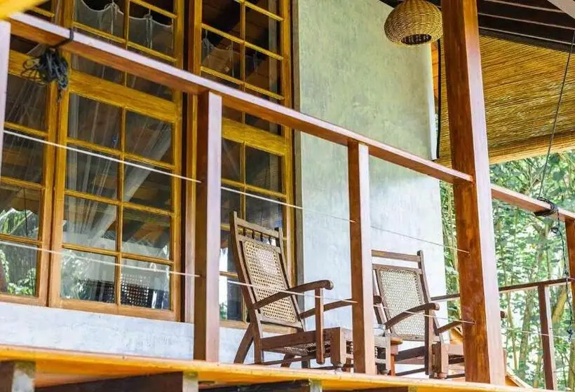 اتاق لوکس با بالکن, Sama Retreats   Kosgoda