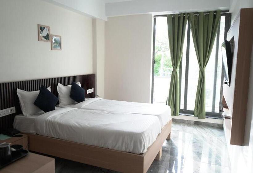 Номер Deluxe, Signum Cityscapes Landmark, Dahej