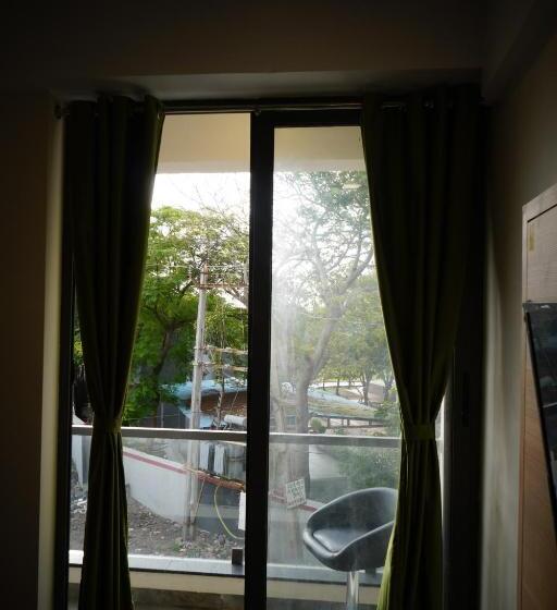 غرفة ديلوكس, Signum Cityscapes Landmark, Dahej