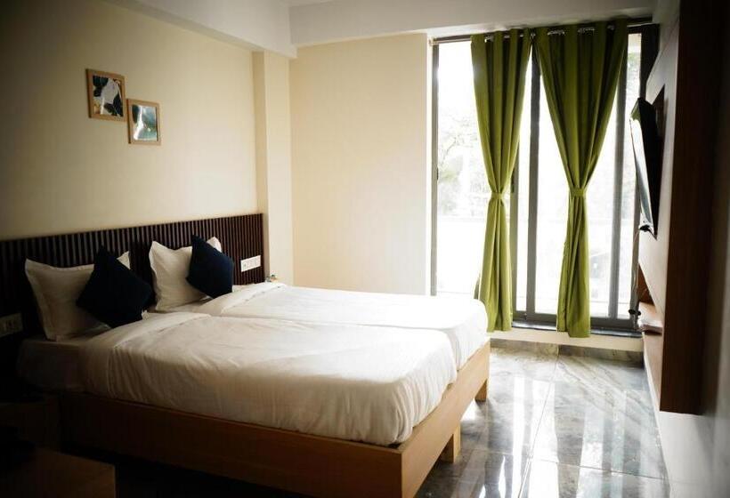 غرفة ديلوكس, Signum Cityscapes Landmark, Dahej