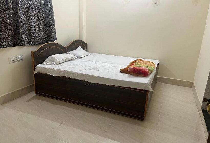 اتاق استاندارد, Shubham House