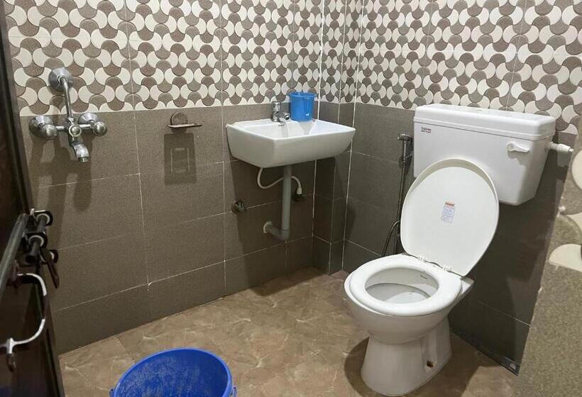 غرفة قياسية, Shubham House