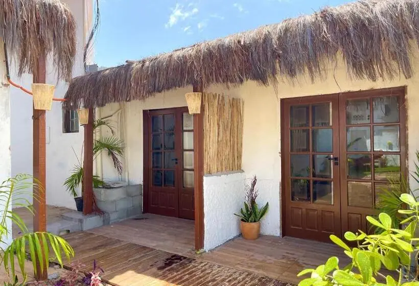Villa 1 Makuuhuone Puutarhanäkymä, Vila Litoranea