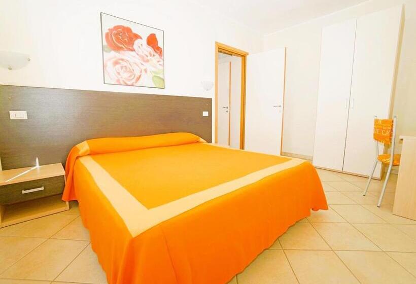 דירת חדר, Residence With Swimming Pool In Mazzanta Just 600 Meters From The Beach