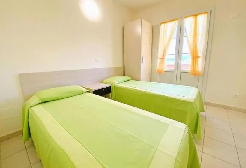 2ベッドルームアパートメント, Residence With Swimming Pool In Mazzanta Just 600 Meters From The Beach
