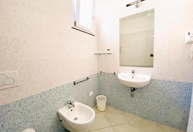 דירת חדר, Residence With Swimming Pool In Mazzanta Just 600 Meters From The Beach