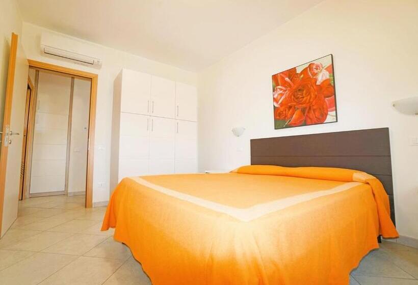 דירת חדר, Residence With Swimming Pool In Mazzanta Just 600 Meters From The Beach