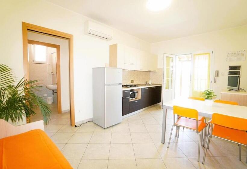 דירת חדר, Residence With Swimming Pool In Mazzanta Just 600 Meters From The Beach