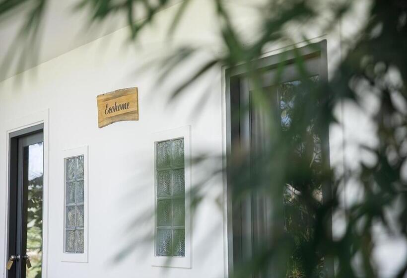 اتاق استاندارد, Lua Farmstay