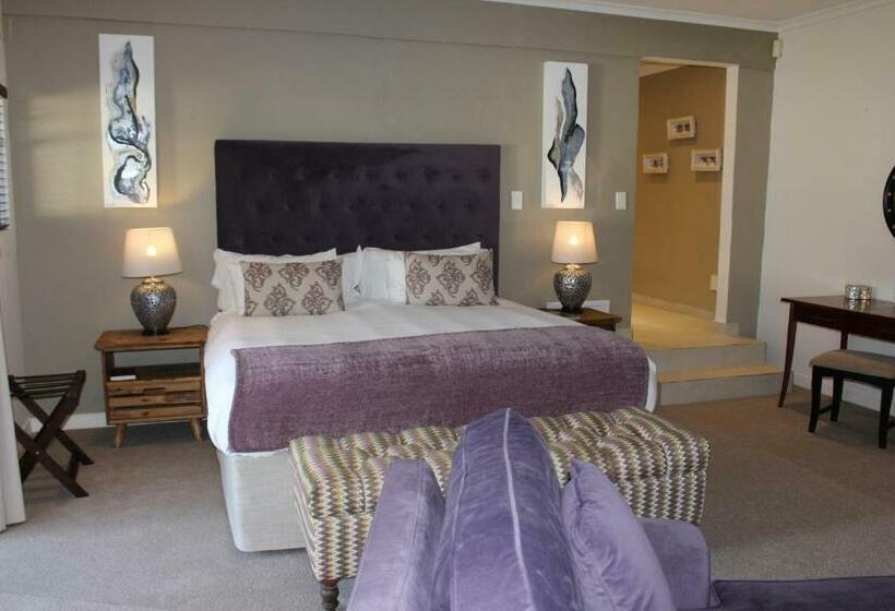 سوییت با چشم‌انداز باغ, Residence Vive La Vie