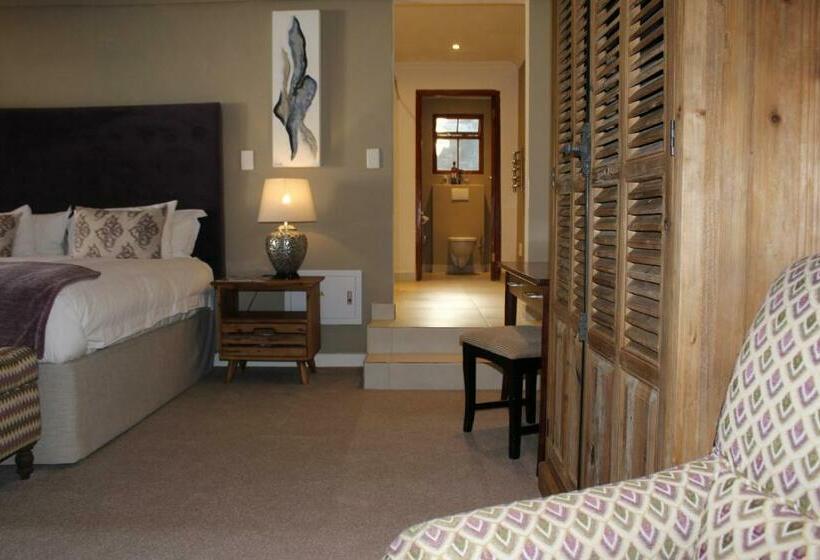 سوییت با چشم‌انداز باغ, Residence Vive La Vie