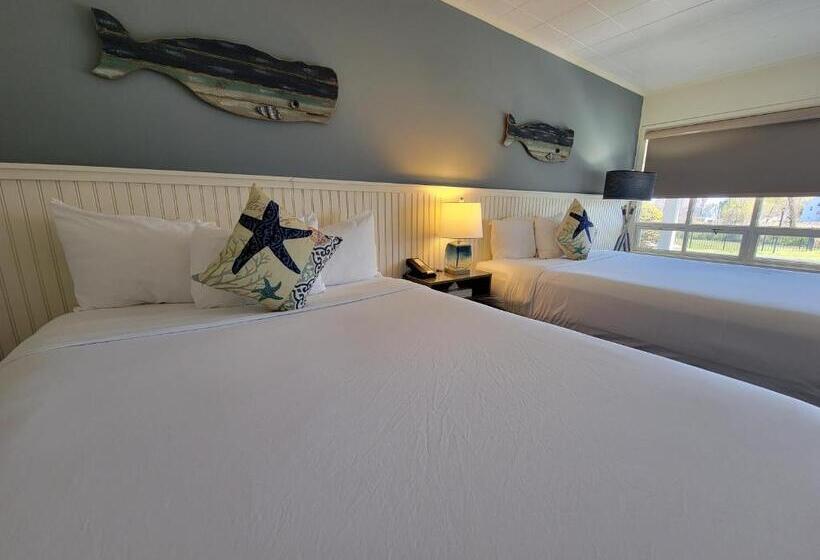 带2个双人床的标准工作室, Circle Hotel Fairfield