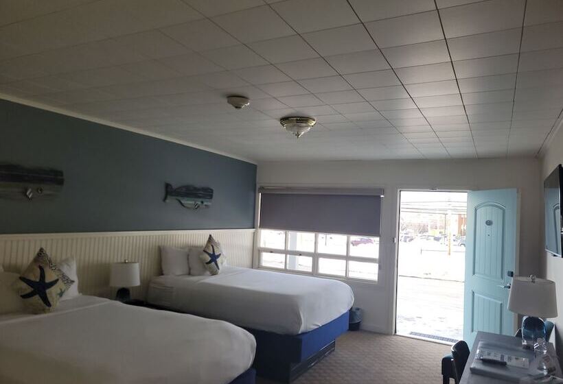 带2个双人床的标准工作室, Circle Hotel Fairfield