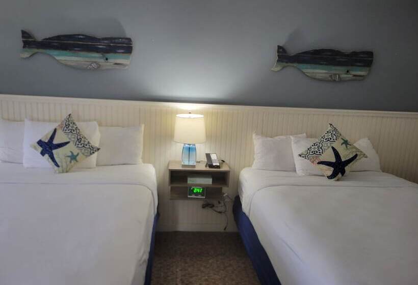 带2个双人床的标准工作室, Circle Hotel Fairfield